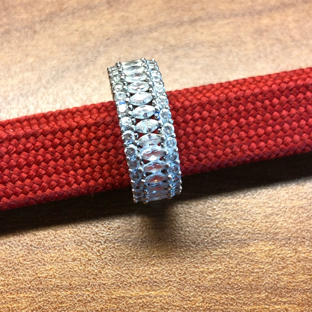 Size 9 JTV Sparkly Ring
